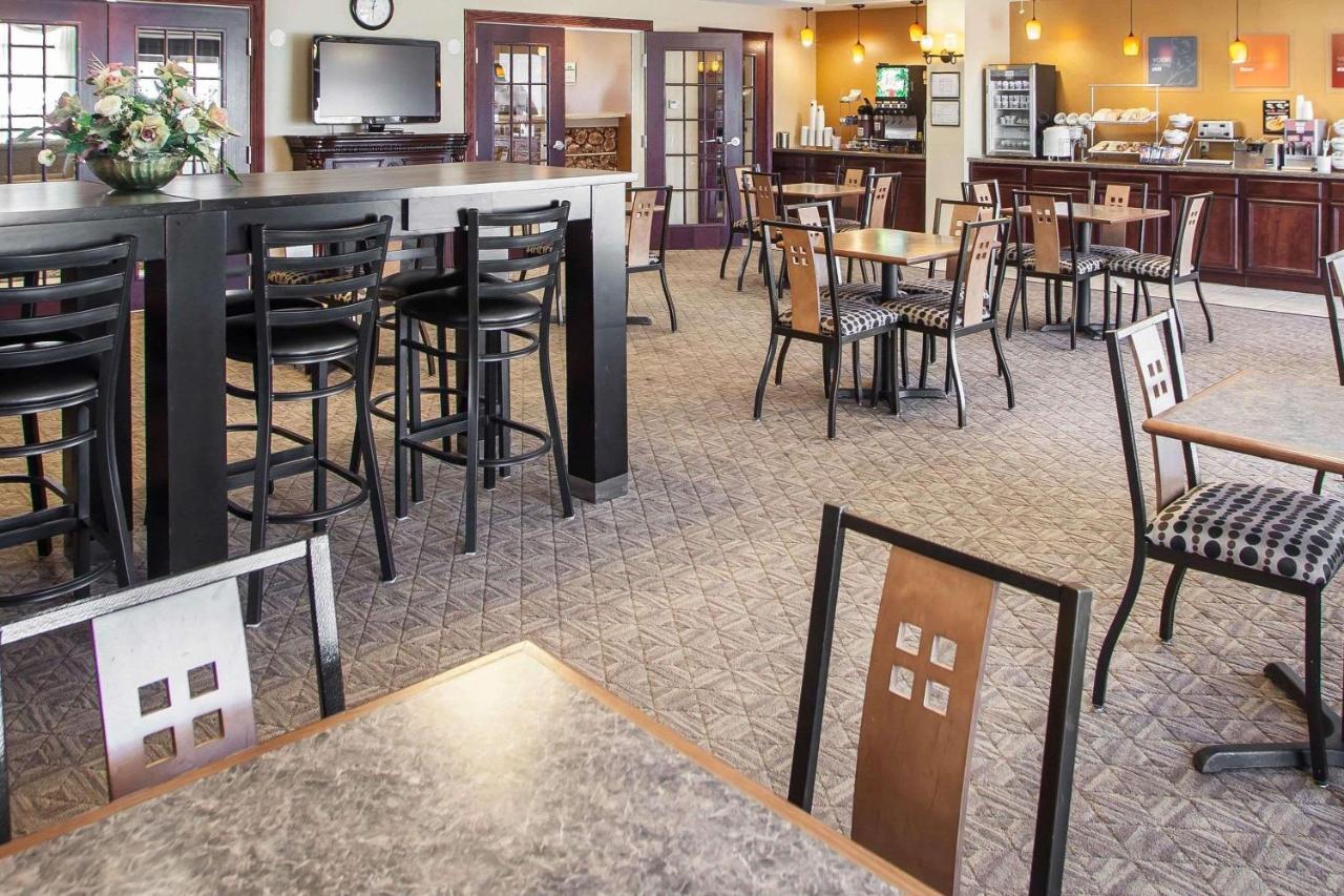 Comfort Suites Bloomington I-55 And I-74 Luaran gambar