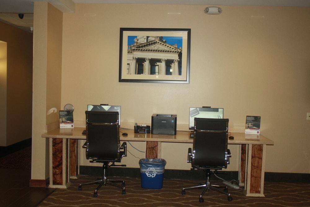 Comfort Suites Bloomington I-55 And I-74 Luaran gambar