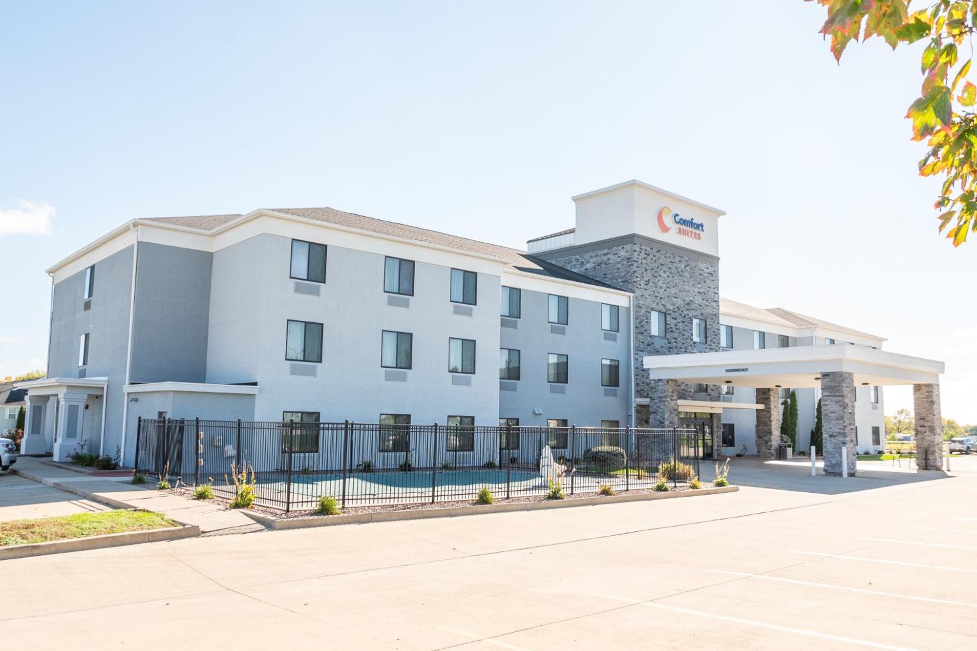Comfort Suites Bloomington I-55 And I-74 Luaran gambar