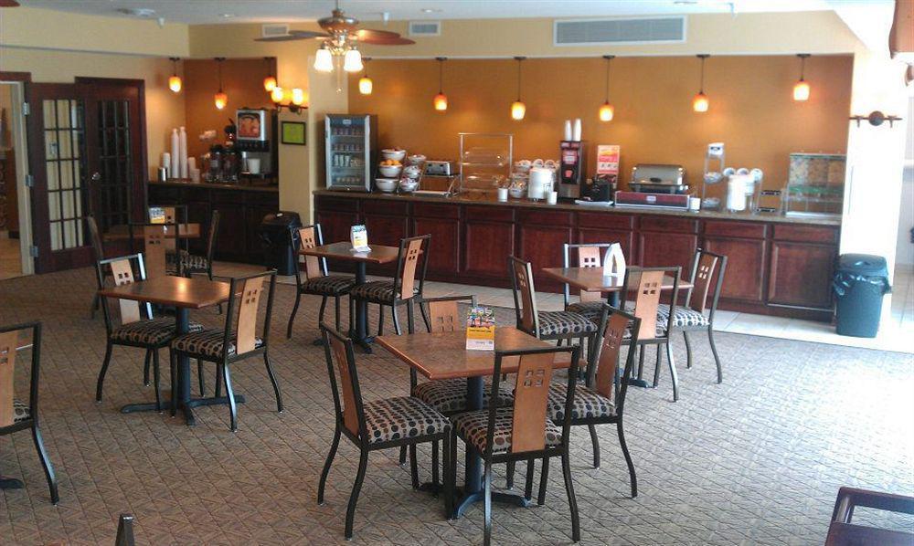 Comfort Suites Bloomington I-55 And I-74 Luaran gambar